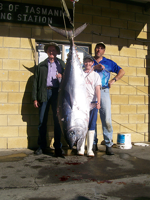 ANGLER: Chris Pott (UK)  SPECIES: Bluefin Tuna
 WEIGHT: 107 Kg LURE: JB Lures, Little Dingo Redbait Colour. 